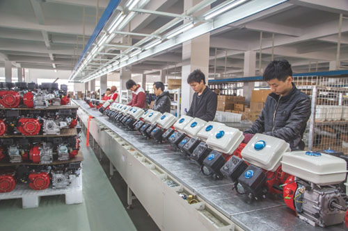 汽油发动机生产流水线 